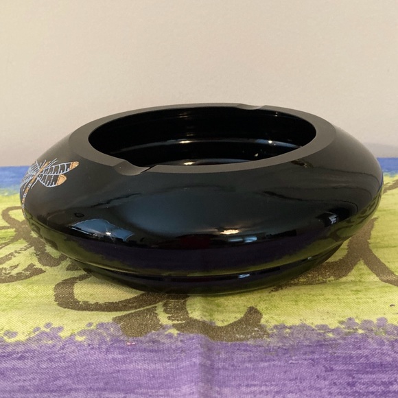 Vintage Black Ashtray with Dragonfly In Turquoise & Gold - Picture 2 of 6